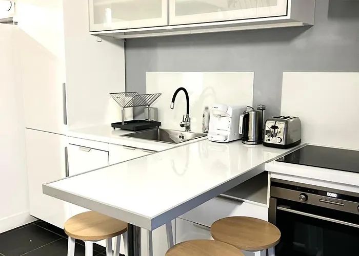 Сasa de vacaciones Bright House With Terrace In *